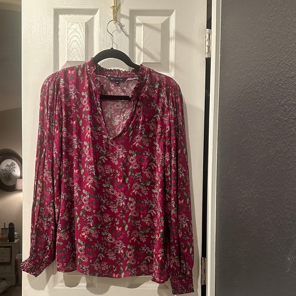 Chic Floral V-Neck Blouse - Red - Picture 1 of 7
